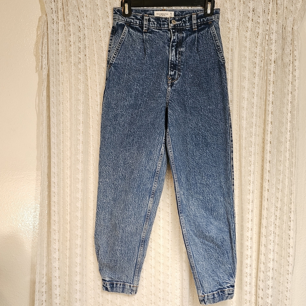 Abercrombie and Fitch Ultra High Rise Acid Wash Jeans Size 2
